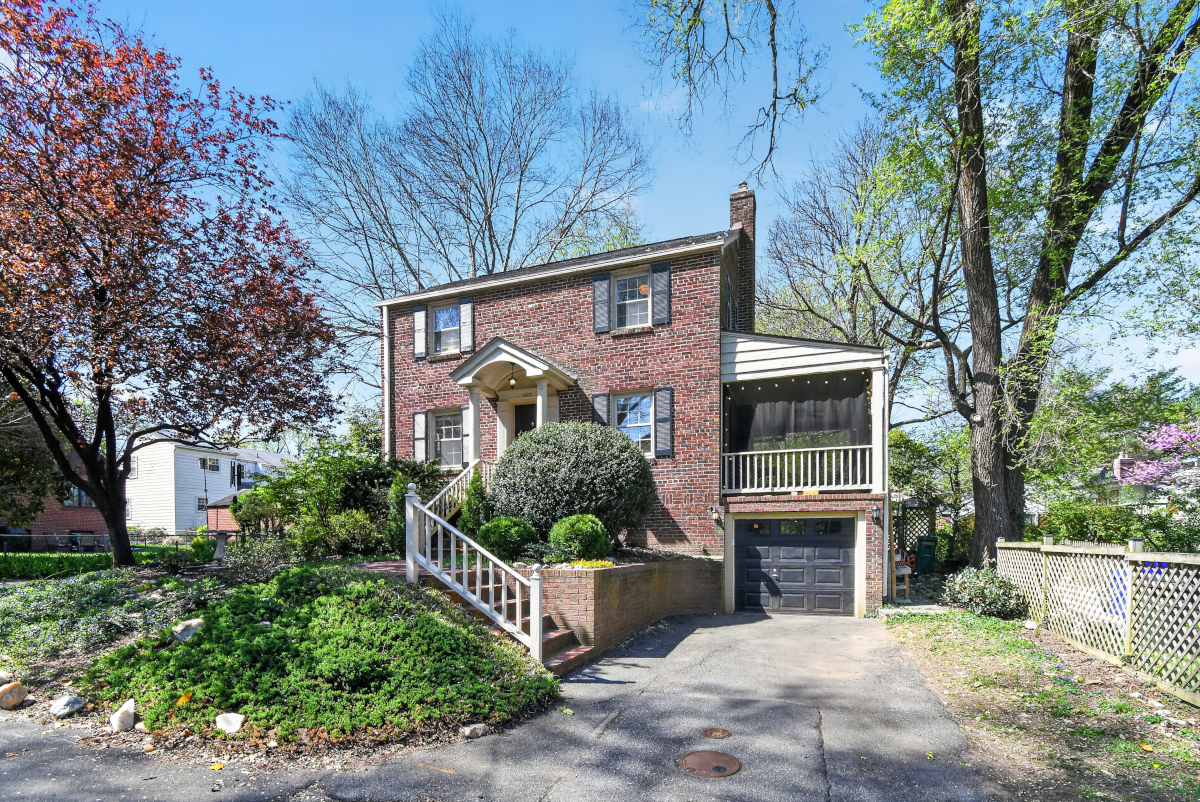 8306 Queen Annes Drive